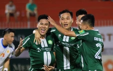 CLB Đồng Nai thắng chật vật 10 người Quy Nhơn United