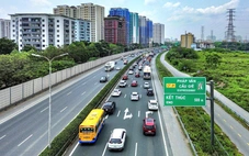 Người dân trở lại Hà Nội sau kỳ nghỉ Giỗ Tổ, nhiều cửa ngõ giao thông thuận lợi