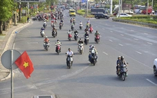 TP.HCM: Người dân trở lại sau kỳ Giỗ Tổ, cửa ngõ phía Tây thông thoáng