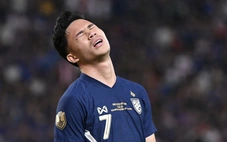 Ngôi sao Thái Lan Supachok nhận tin dữ, nguy cơ ảnh hưởng sự nghiệp