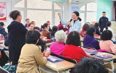 Trung Quốc mạnh tay dọn dẹp 'thần y mạng'