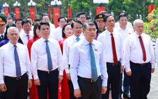 Thủ tướng dâng hương tưởng niệm các Anh hùng liệt sĩ thành phố Hải Phòng