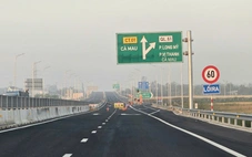 Thông xe lại tuyến chính cao tốc Hậu Giang - Cà Mau từ trưa 29-4