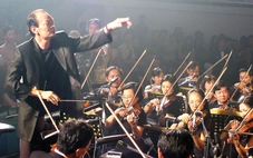 Trước tình ca, Thanh Tùng đã viết cho đất nước