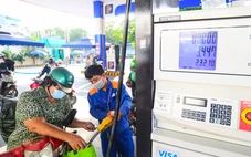 Ngày nghỉ lễ 30-4 không điều hành giá xăng dầu, Bộ Công Thương ra thông báo mới