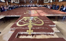 Chiếc bánh tiramisu 440m lập kỷ lục Guinness