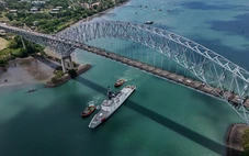 Eo Hormuz bị phong tỏa, kênh đào Panama bất ngờ 'đắt khách'