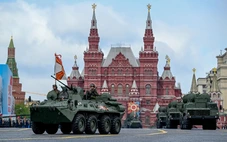 Nga duyệt binh không có khí tài quân sự sau gần 20 năm do 'tình hình tác chiến'
