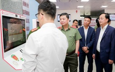 Agribank đưa Kiosk thông minh tới Quảng Ninh, người dân vùng đảo làm thủ tục trong vài phút