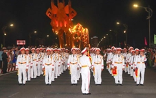 Đà Nẵng cùng Bộ Công an tổ chức chuỗi sự kiện lớn bên sông Hàn và diễu hành trên cầu Rồng