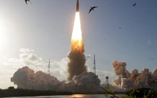 Nhà vệ sinh 30 triệu USD trên Artemis II gặp trục trặc đã hoạt động trở lại