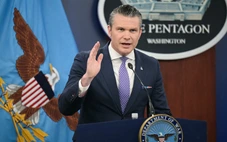 Bộ trưởng Chiến tranh Mỹ cho phép binh sĩ mang theo vũ khí cá nhân trong căn cứ quân sự