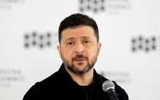 Ông Zelensky: Sẵn sàng điều đoàn hộ tống và tác chiến điện tử giúp mở lại eo biển Hormuz