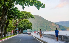 Chủ tịch UBND TP.HCM: Xây dựng Côn Đảo xanh, không đánh đổi môi trường lấy kinh tế trước mắt