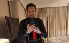 Nghi phạm mưu sát ông Trump chụp ảnh selfie với các vũ khí mang theo trước khi nổ súng