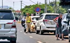 Ùn ứ giao thông sau va chạm liên hoàn trên quốc lộ 26, 12 ô tô hư hỏng