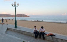 Gia Lai: 6 học sinh lớp 12 đi tắm biển, một em bị mất tích