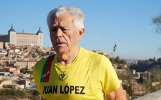 Lạ lùng cụ ông 82 tuổi giữ kỷ lục thế giới chạy siêu marathon