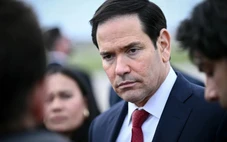 Mỹ thu hồi thẻ xanh, visa của công dân Iran liên quan chính quyền