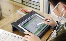 Nhật Bản thông qua dự luật chính thức hóa sách giáo khoa điện tử