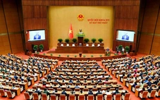 Bộ Chính trị: Nghiên cứu tổng kết, sửa đổi tổng thể Hiến pháp 2013 phù hợp với thực tiễn