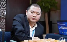 Kỳ thủ ngồi xe lăn khuynh đảo làng cờ tướng Trung Quốc