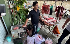Lại phát hiện đường dây làm giả thịt bò từ thịt heo nái ở TP.HCM, mỗi ngày tiêu thụ 140kg
