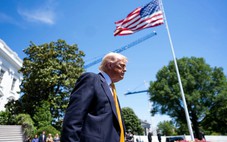 Báo Mỹ đưa tin có lợi cho Iran, ông Trump nói 'phản quốc'