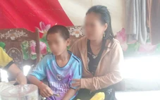 Bé trai hoảng loạn cầu cứu, nghi do bị cha và mẹ kế đánh