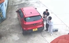 Người con bỏ cha lại chùa đáng thương hay đáng trách?
