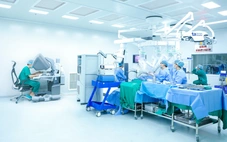 'Bác sĩ robot' hồi sinh những ca bệnh nặng