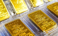 Giá vàng miếng SJC rơi về ngưỡng 165 triệu đồng/lượng