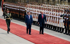 Những hình ảnh đáng nhớ trong chuyến thăm Trung Quốc của ông Trump