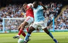 Premier League gay cấn đến phút cuối