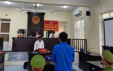 Làm nhục người khác rồi chịu án tù
