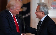 Phe Dân chủ cáo buộc ông Trump trục lợi từ cổ phiếu Nvidia