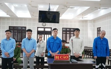 Vẽ sàn chứng khoán ảo, thao túng thắng thua để ‘lùa’ nhà đầu tư mất 23 tỉ