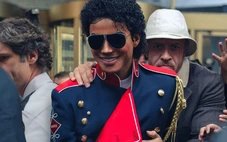 Phim về Michael Jackson vượt 700 triệu USD doanh thu phòng vé