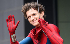 Rượu từng cản trở sự nghiệp Tom Holland, không chắc có hôm nay nếu còn uống