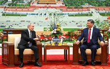 Ông Tập, ông Putin trà đàm sau khi 42 văn kiện hợp tác được ký kết