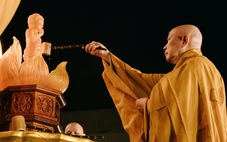 Những lưu ý khi thực hiện nghi lễ tắm Phật tại gia mùa Phật đản