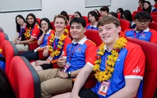 Nhiều thí sinh sớm chọn xét học bạ vào trường đại học song ngữ