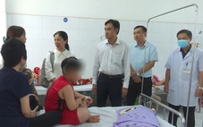 Vụ nghi ngộ độc do suất ăn bán trú ở Sa Đéc: 56 học sinh nhập viện