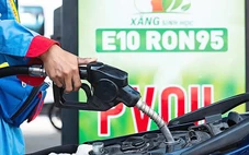 Có cần rút hết xăng A95 trước khi đổ E10? Lưu ý gì khi dùng xăng E10?