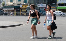 Thời tiết hôm nay 22-5: Bắc Bộ đến Huế nắng gắt, Nam Bộ mưa rào