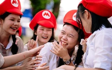 Nước mắt, nụ cười trong ngày lễ trưởng thành ở Trường THPT chuyên Lê Hồng Phong