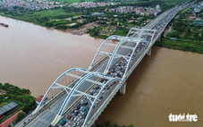 Hà Nội rào chắn trên cầu Đông Trù và 2 cầu vượt lớn ở nội đô để thi công các hạng mục