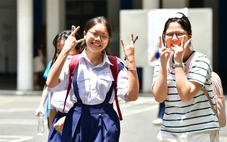 Đề văn Phổ thông Năng khiếu chạm nỗi lo lớn của giới trẻ: Chọn sao để không hối tiếc?