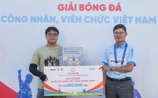 Nhận nồi lẩu từ TAPUHO, cậu thanh niên liền gửi cho mẹ ở quê