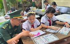 Thiếu nhi vùng biển vui hội đầu hè cùng bộ đội biên phòng